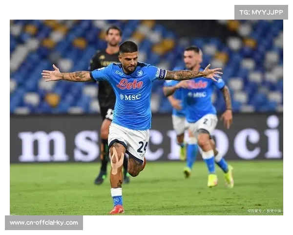 那不勒斯0-0战平法兰克福,意甲领头羊欧冠受阻 那不勒斯0-0战平法兰克福,意甲领头羊欧冠受阻