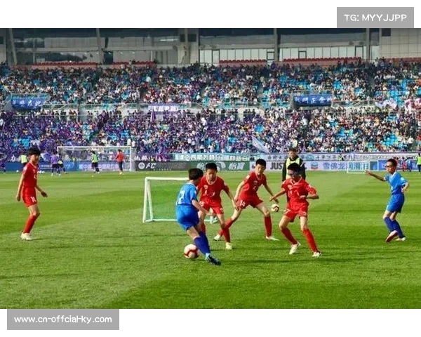 青少年足球活动月启动,多家中超俱乐部参与推广 青少年足球活动月启动,多家中超俱乐部参与推广